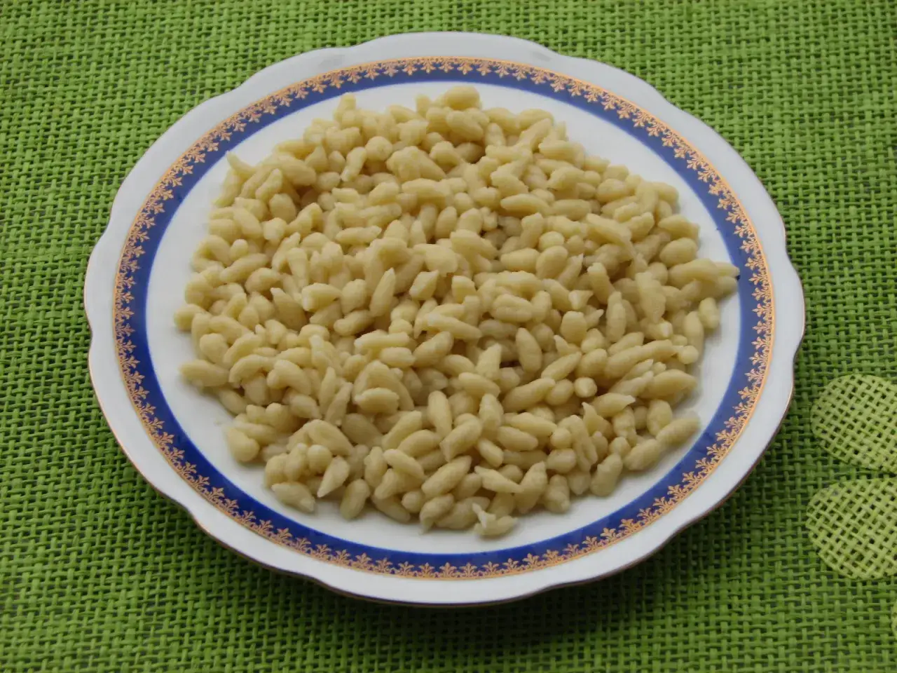 Składniki na domowe zacierki