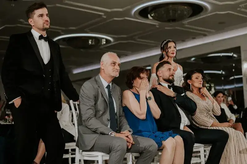 Zdjęcie Co podarować rodzicom na weselu, aby wyrazić wdzięczność i miłość