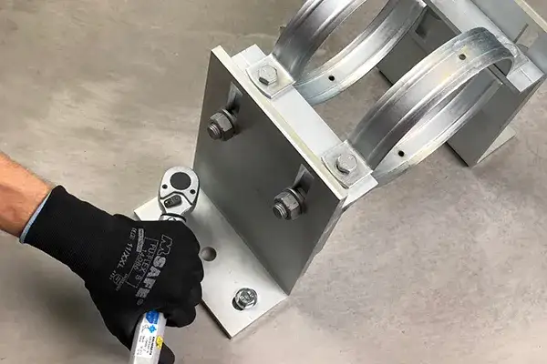 błędy montażu kotew