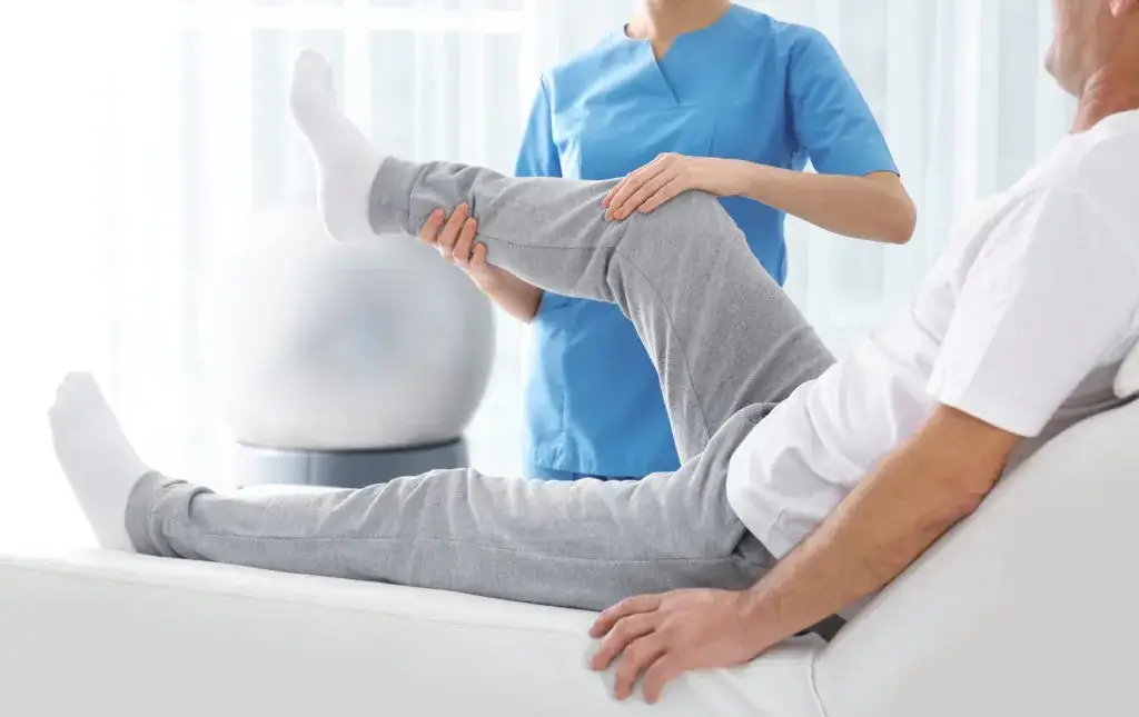 Zdjęcie Jaka rehabilitacja po udarze? Kluczowe etapy i skuteczne metody