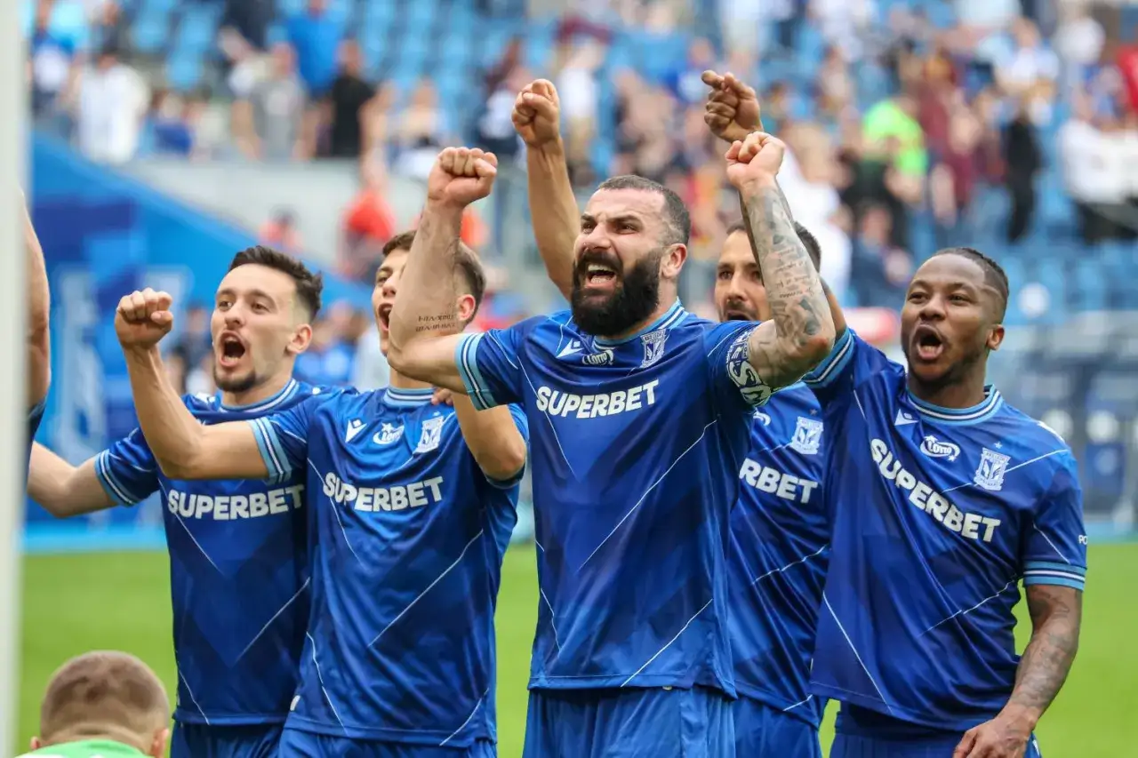 Zdjęcie Lech Poznań: Skład drużyny, najnowsze zmiany i aktualności