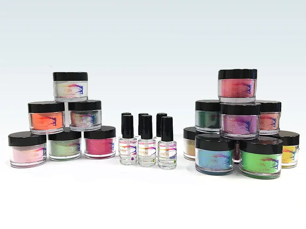 Zdjęcie Najlepsze firmy oferujące manicure tytanowy i ich wyjątkowe produkty