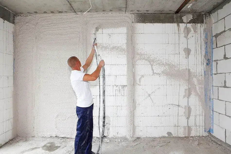 por&oacute;wnanie wyr&oacute;wnywanie ścian tynk płyty gipsowe