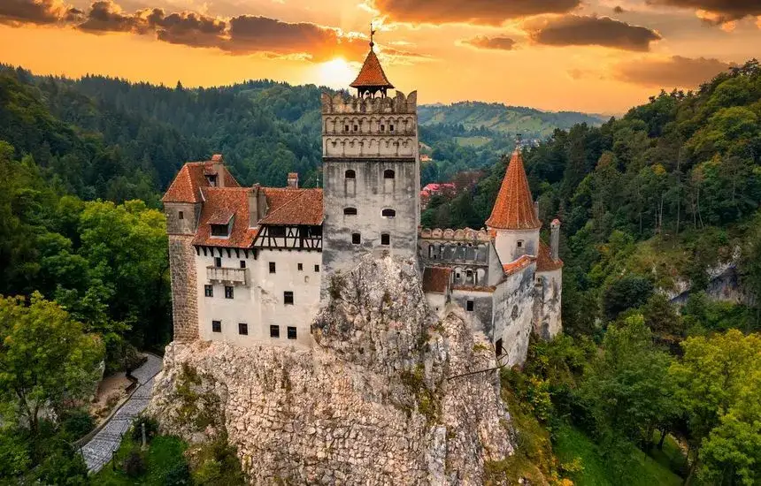 krajobrazy Rumunii, g&oacute;ry, zamki