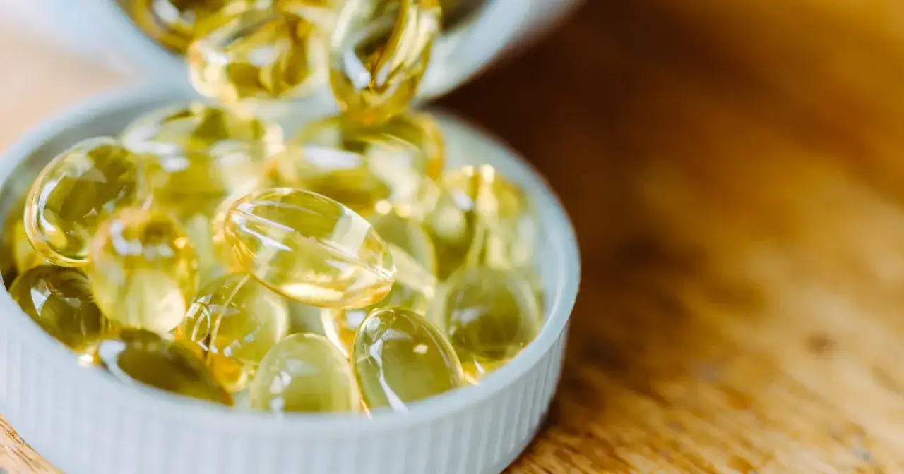 Opakowania witaminy D lek i suplement porównanie