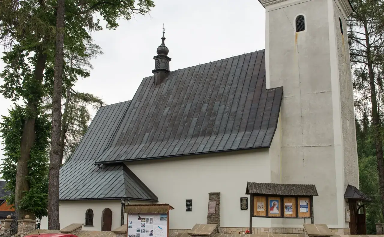 Drewniany kości&oacute;ł św. Kwiryna Łapsze Niżne