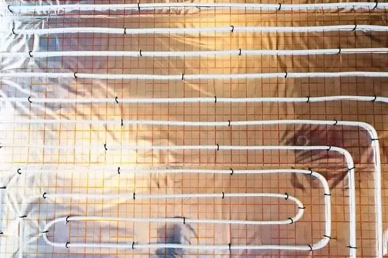 Zdjęcie Panele grzewcze ścienne wodne: zalety i wady nowoczesnego ogrzewania