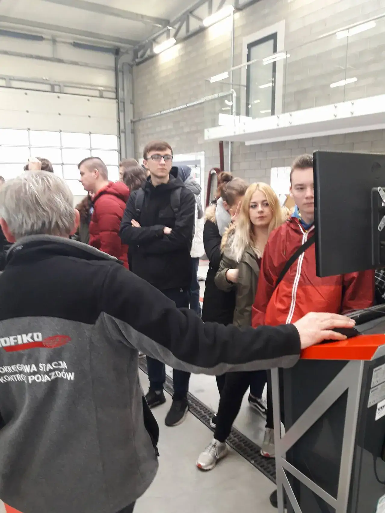 Zdjęcie Czym jest technik spedytor? Kluczowe informacje i obowiązki