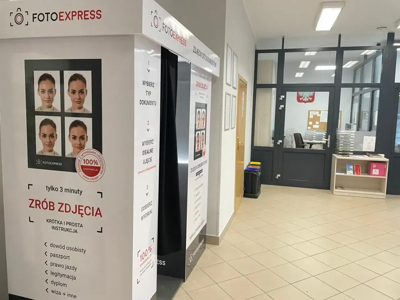 Zdjęcia do dowodu w 3 minuty! FOTOEXPRESS oferuje szybkie i proste wykonanie fotografii do dokumentów, z gwarancją 100%.