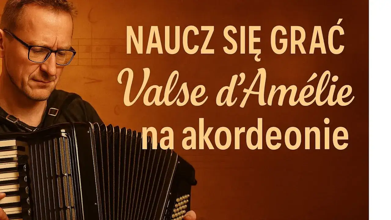 Yann Tiersen gra na fortepianie i akordeonie