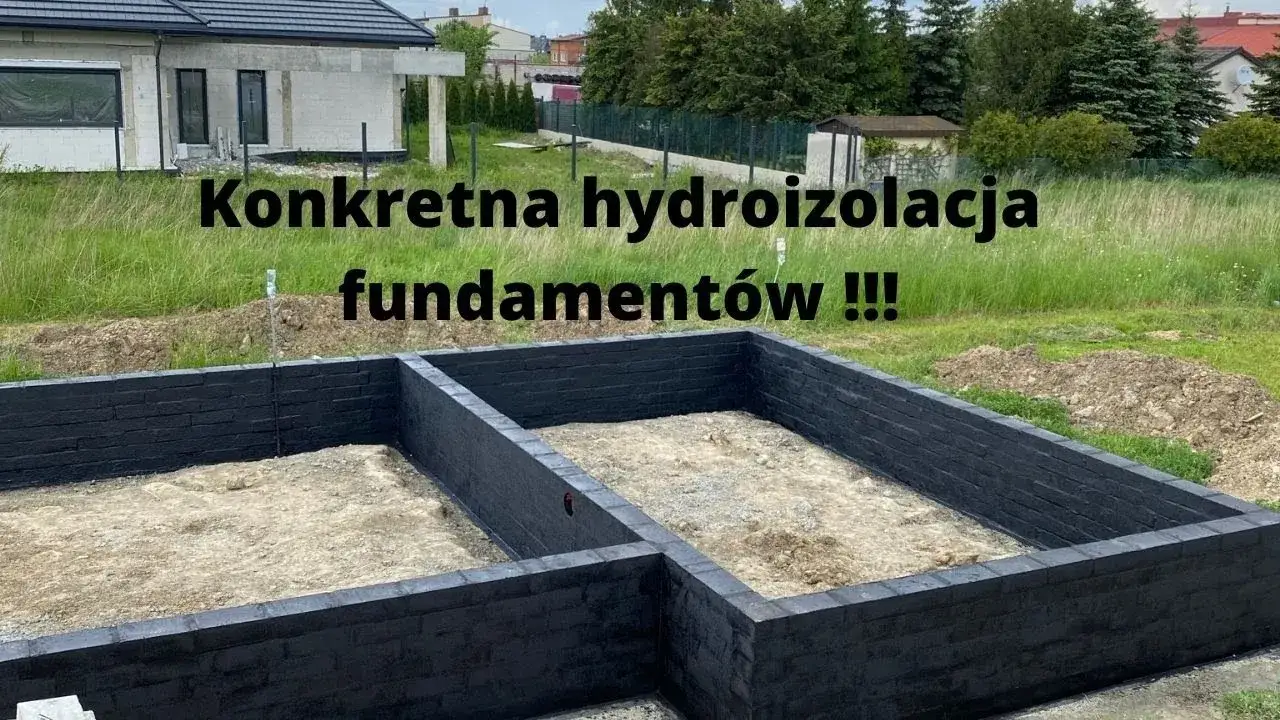 Zdjęcie Czym malować fundament, aby skutecznie chronić przed wilgocią?