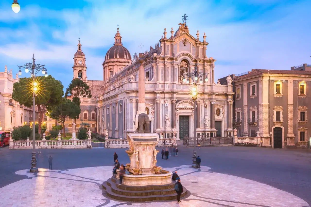 Piazza del Duomo Katania Fontanna Słonia
