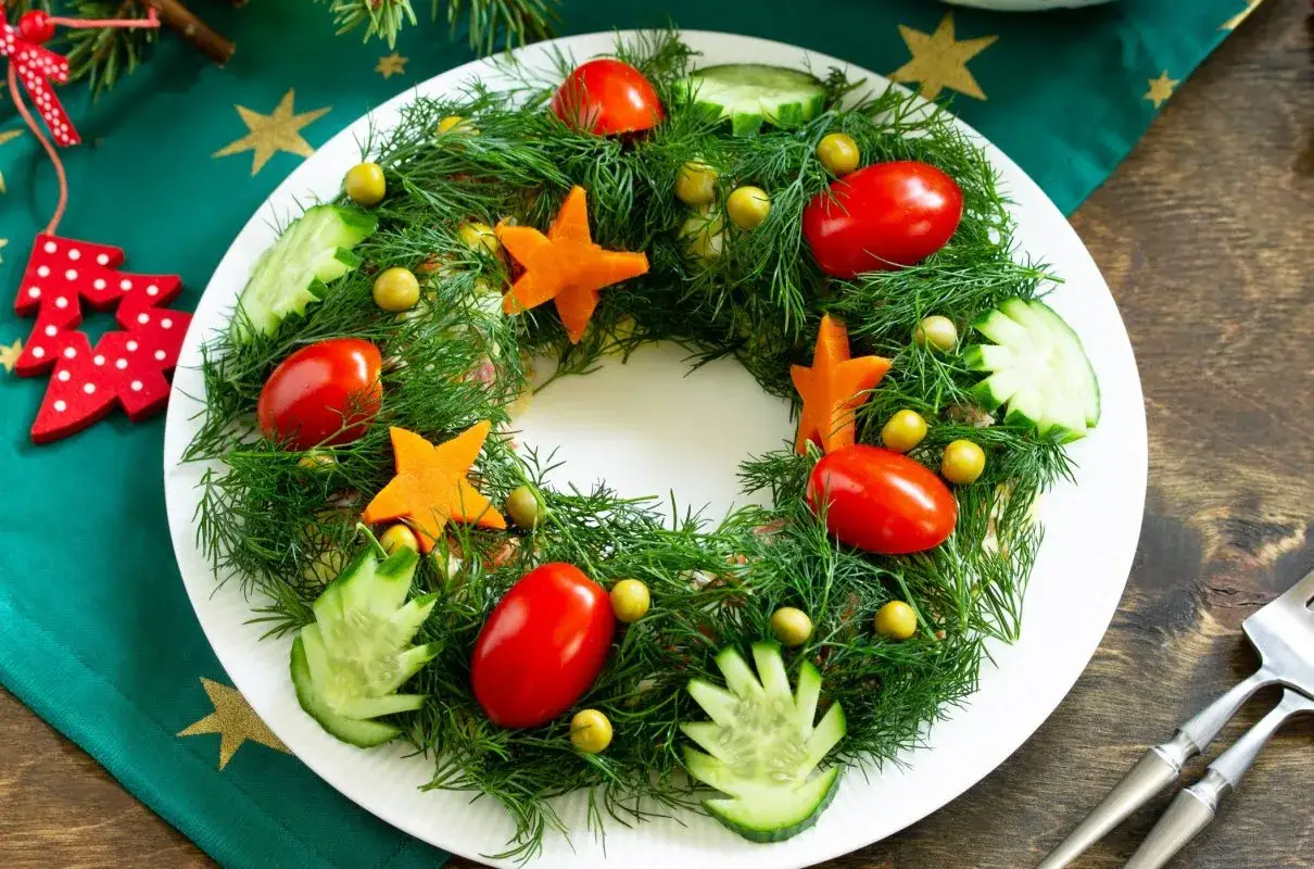 dekoracja sałatki jarzynowej Wielkanoc Boże Narodzenie