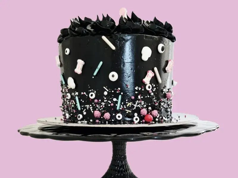 r&oacute;żne rodzaje posypek do tortu, dekoracje cukiernicze