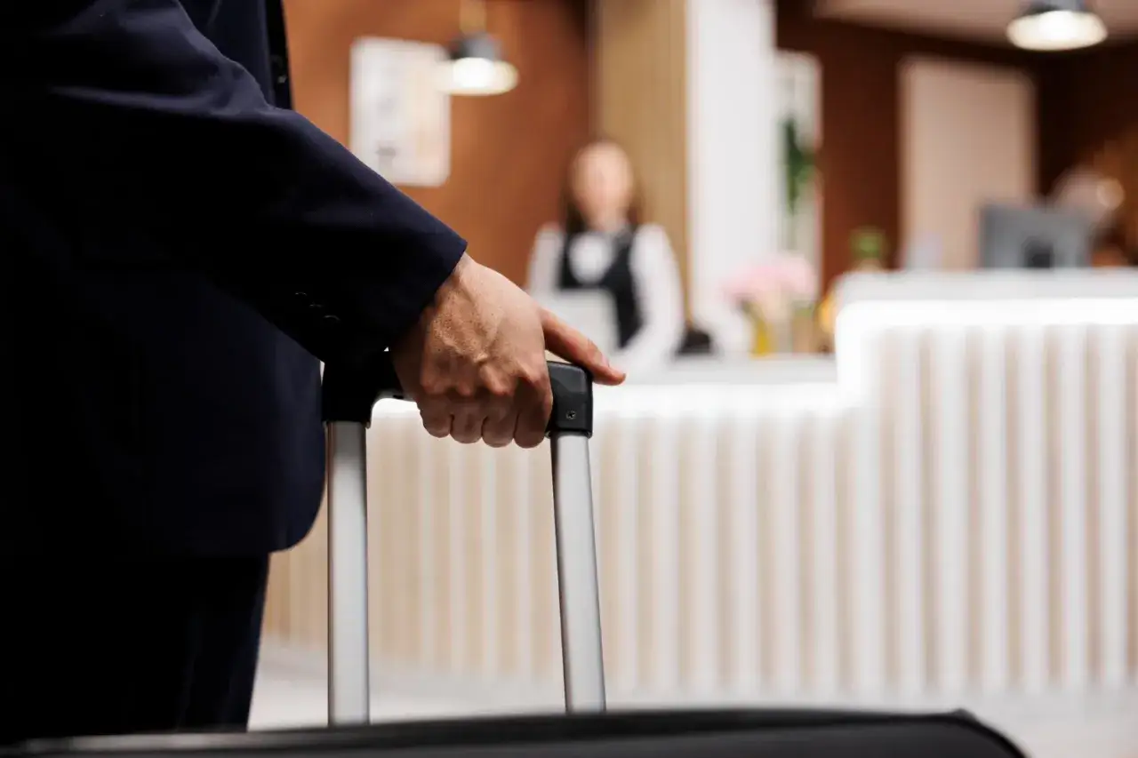 recepcja hotelowa pytanie o przedmioty