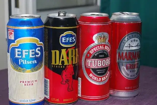 por&oacute;wnanie piw tureckich Tuborg Bomonti Efes