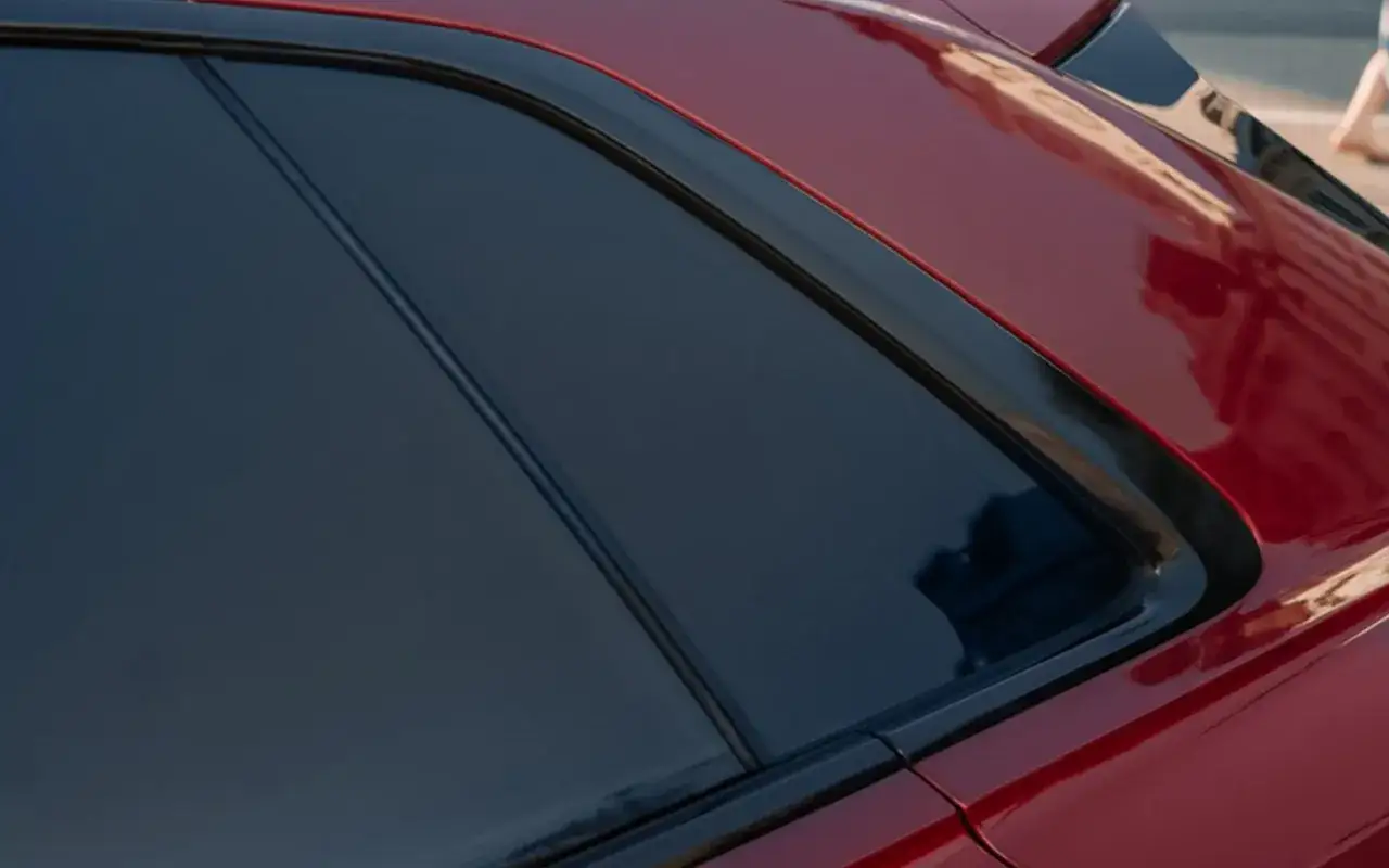 dechroming samochodu