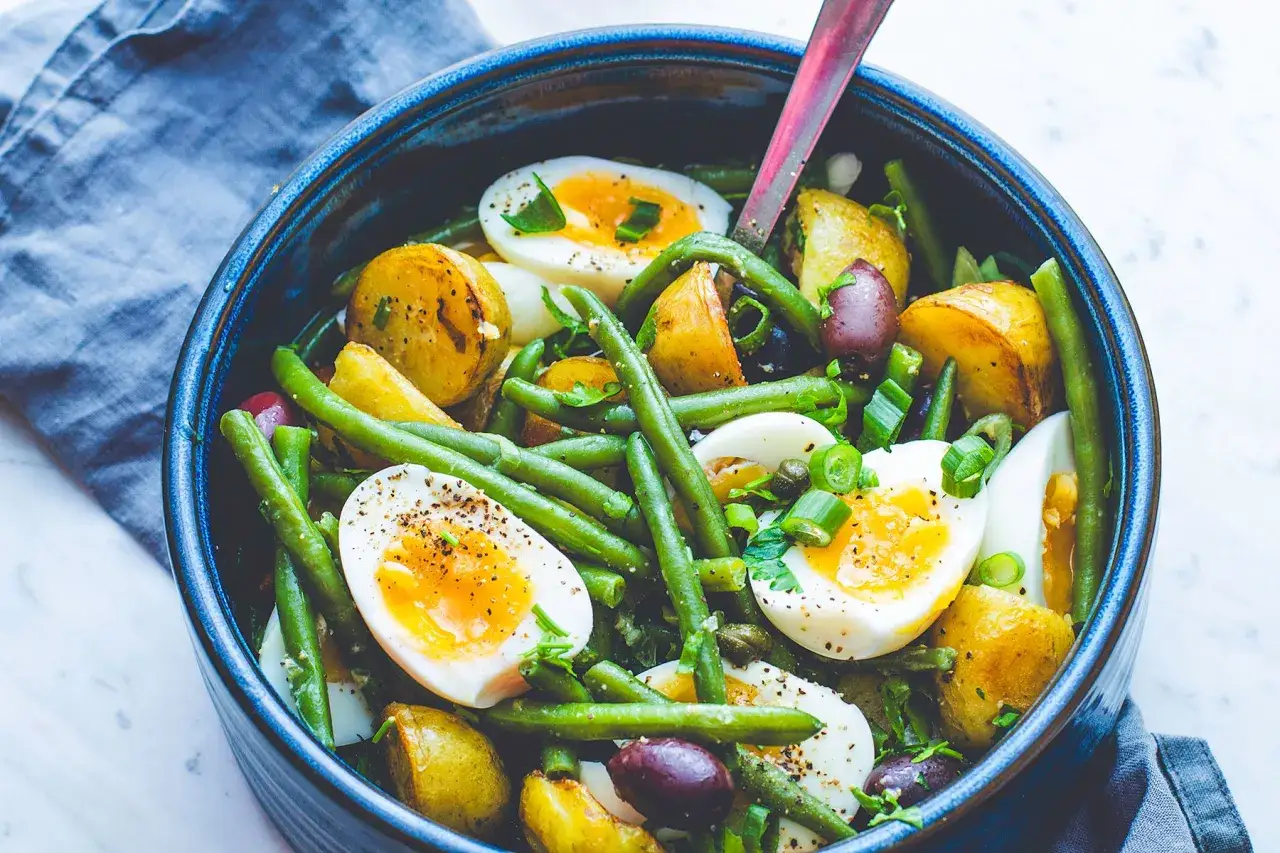 Wariacje sałatki ziemniaczanej