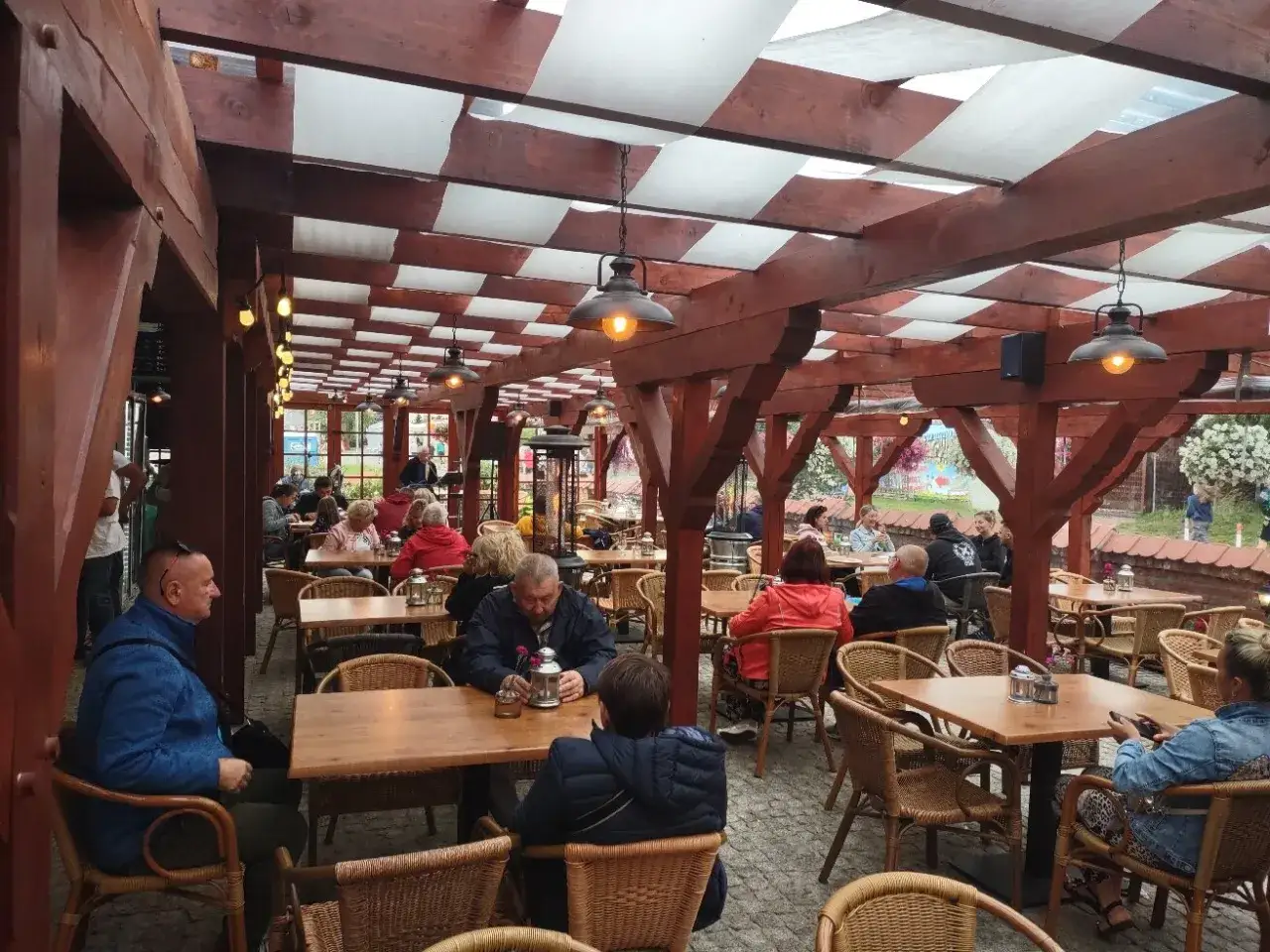 pizza Rowy restauracja widok na morze