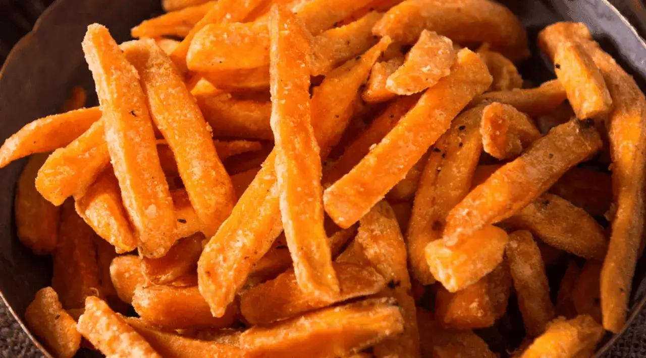 idealnie usmażone frytki z batat&oacute;w