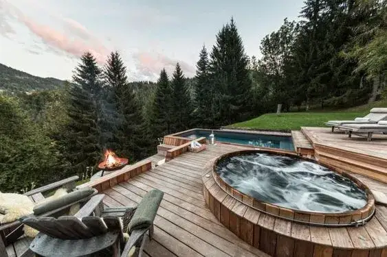 Rodzaje spa ogrodowego, jacuzzi, balia, swim spa