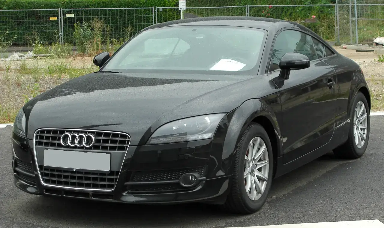 Audi TT 8J przód widok