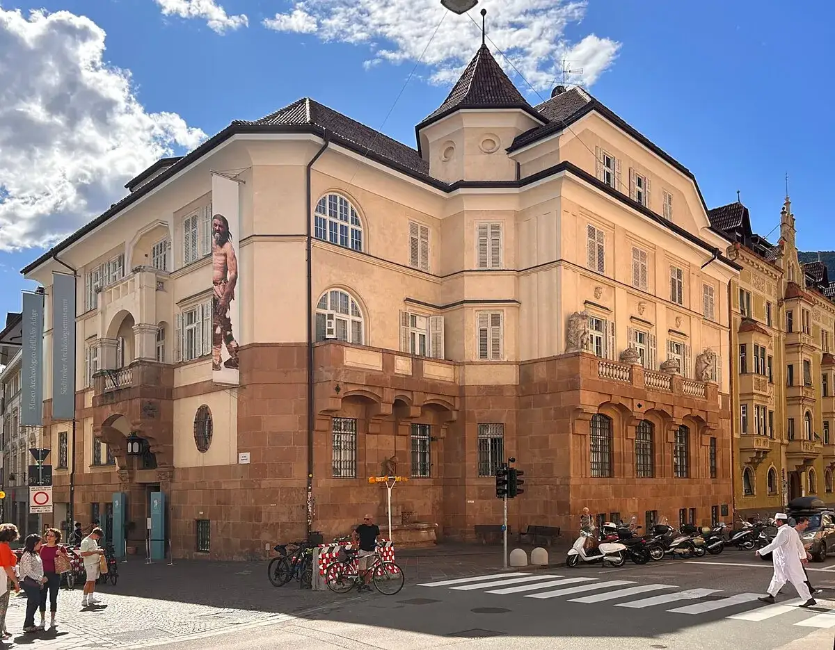 S&uuml;dtiroler Arch&auml;ologiemuseum Bozen au&szlig;en