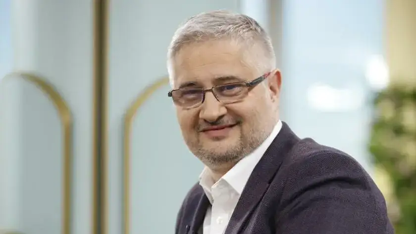 Zdjęcie Bezpośredni kontakt z Maciejem Samcikiem: e-mail, telefon, adres