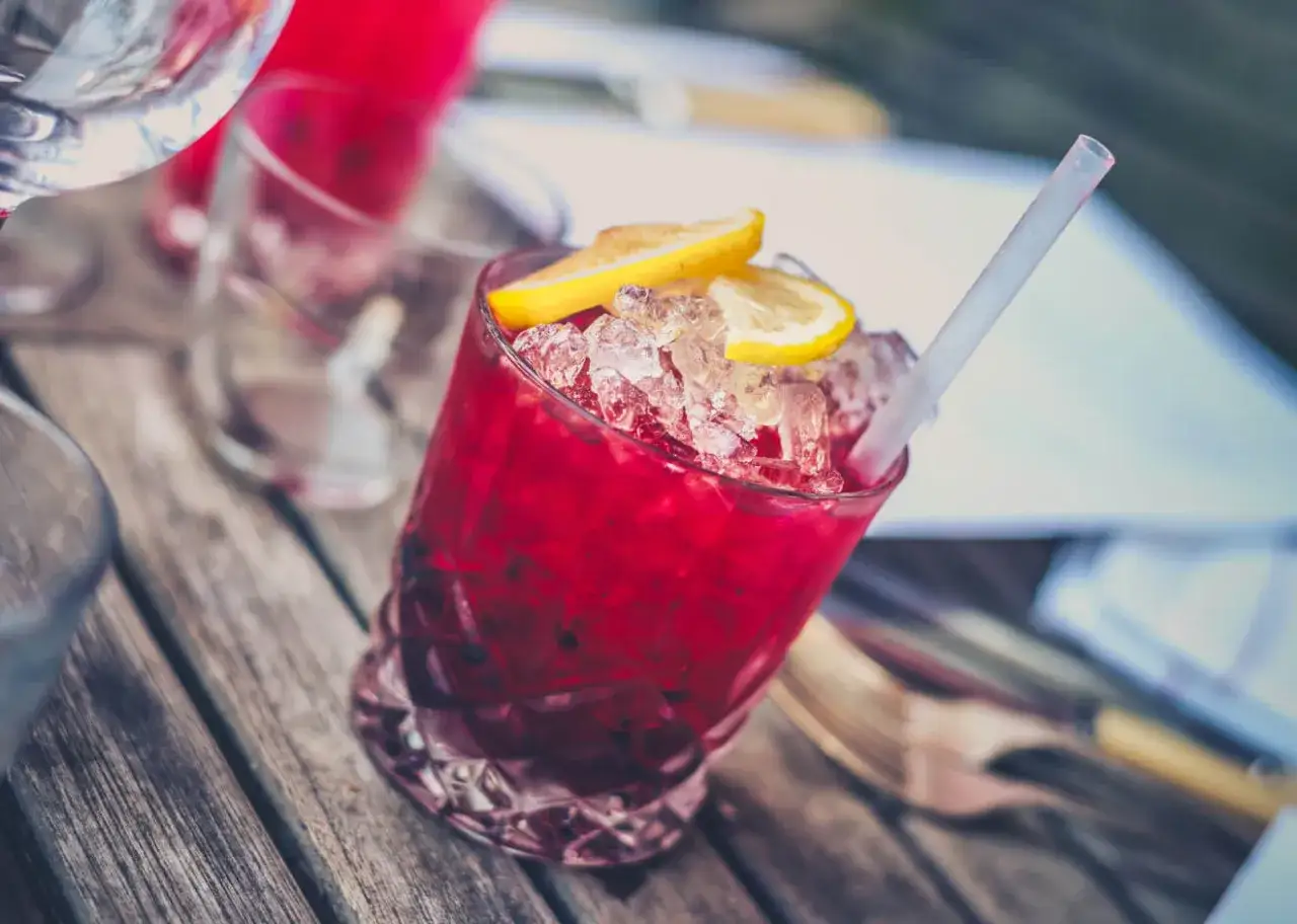 składniki do drink&oacute;w z grenadiną