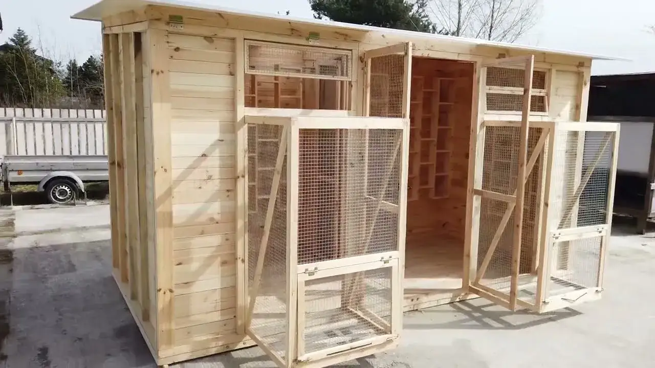 Przykłady gołębników z różnych materiałów (drewno, metal, mur)