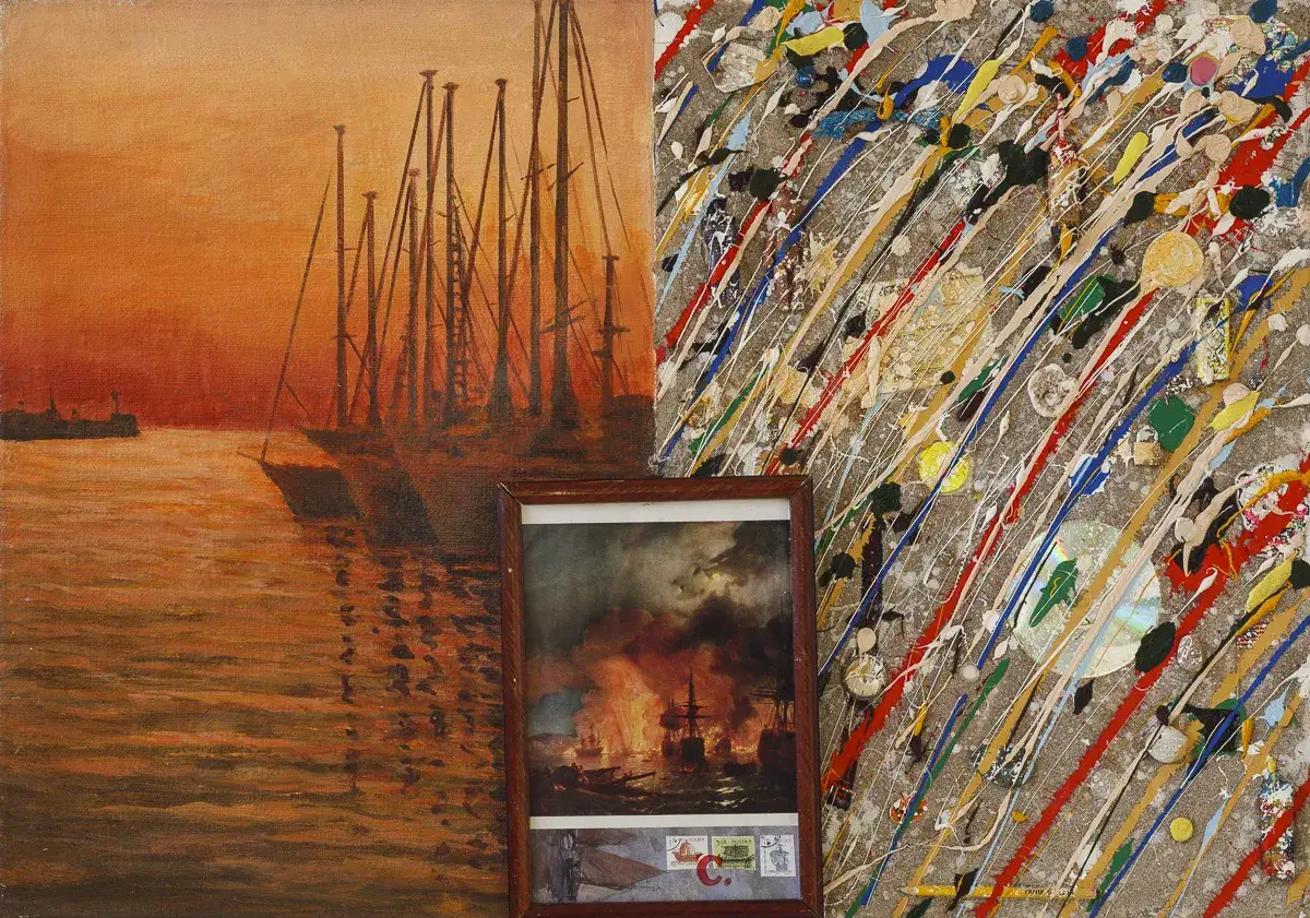 Obraz Piotra C. Kowalskiego: żaglowce o zachodzie słońca, płonące okręty i abstrakcyjne malarstwo.