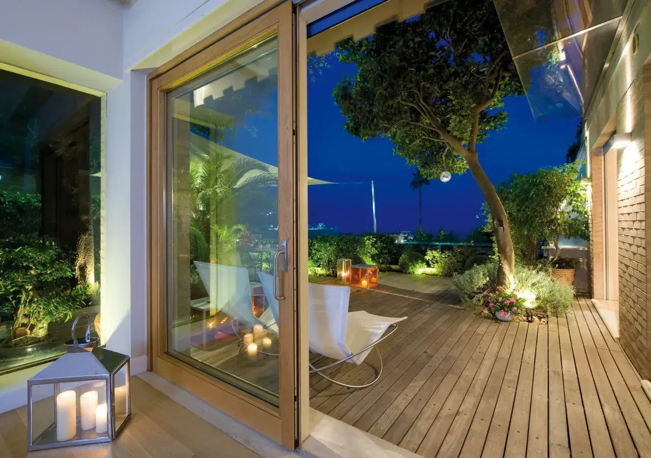 Taras drewniany z drewna egzotycznego