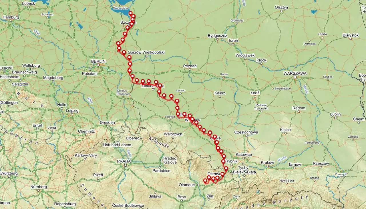 Mapa biegu Odry od źr&oacute;deł do ujścia