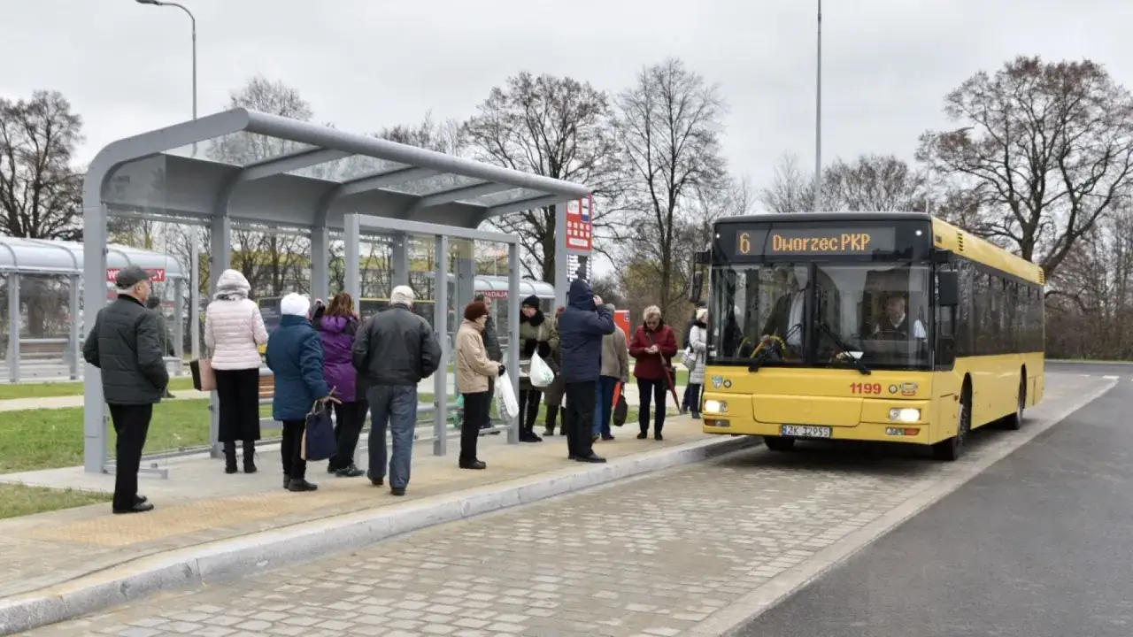 Dworzec PKS Koszalin przystanek Andrzejbus