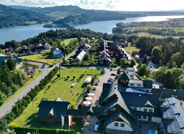 hotel z placem zabaw jezioro czorsztyńskie