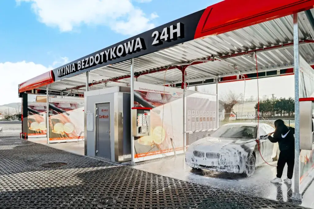 myjnia bezdotykowa samochód