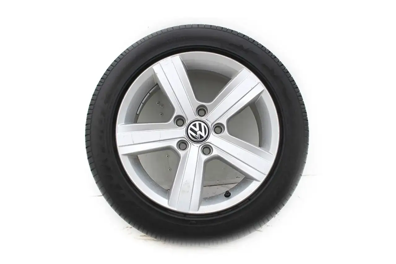 Zdjęcie Koło dojazdowe Golf 7: wszystko, co musisz wiedzieć