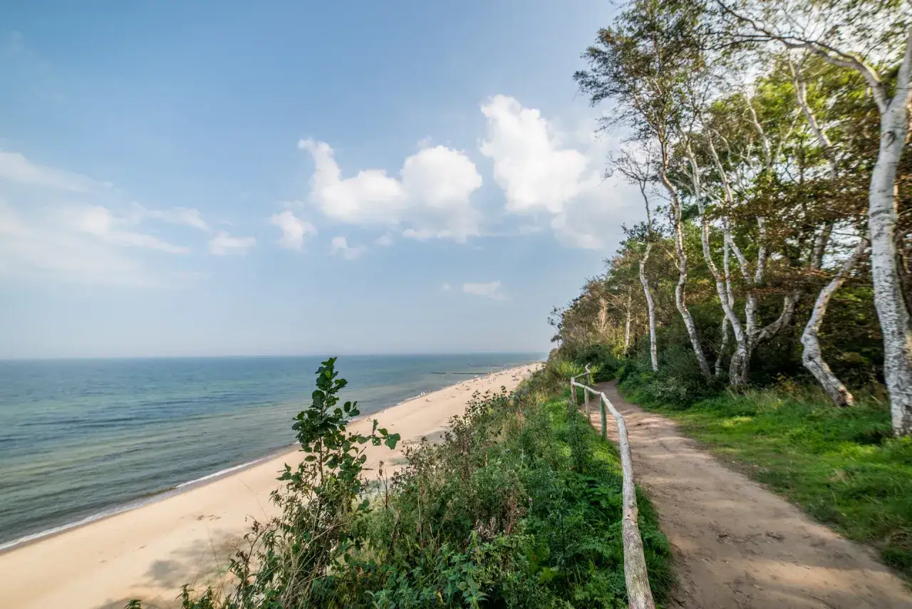 Zdjęcie Rewal atrakcje turystyczne: odkryj ukryte skarby i niezwykłe miejsca