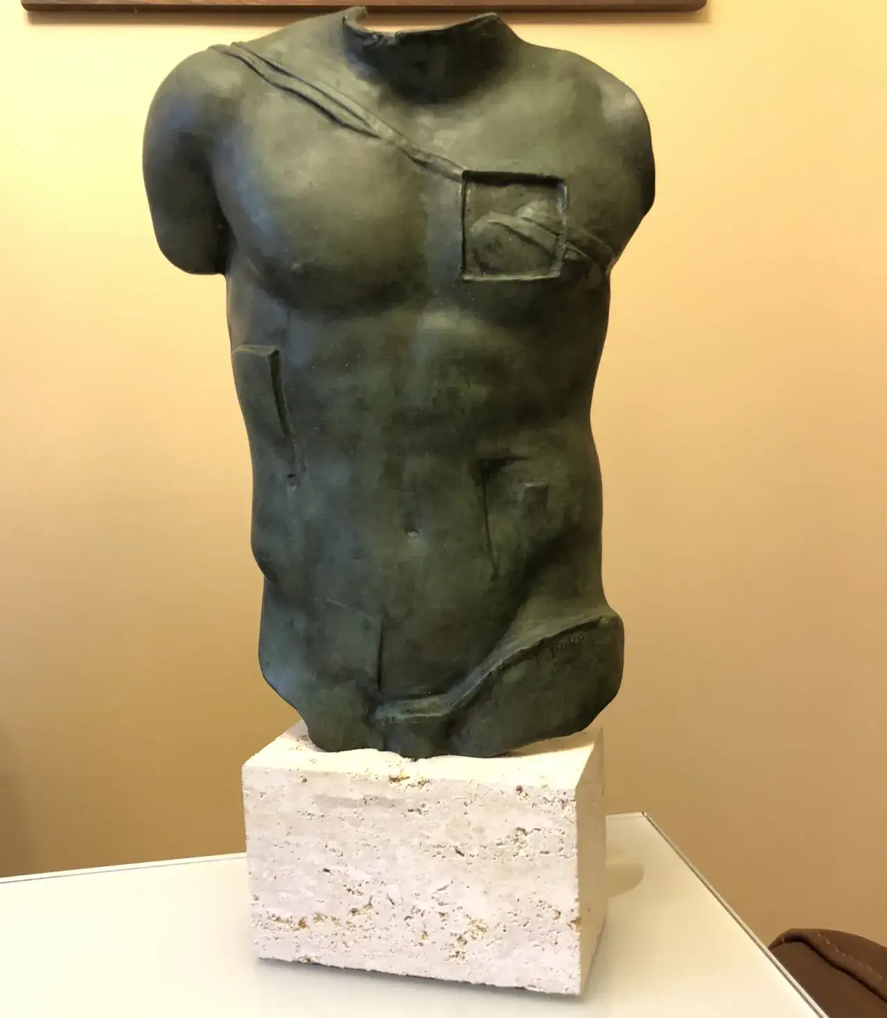 Zdjęcie Igor Mitoraj: tajemnice rzeźby Perseusz i jej wartość na aukcjach