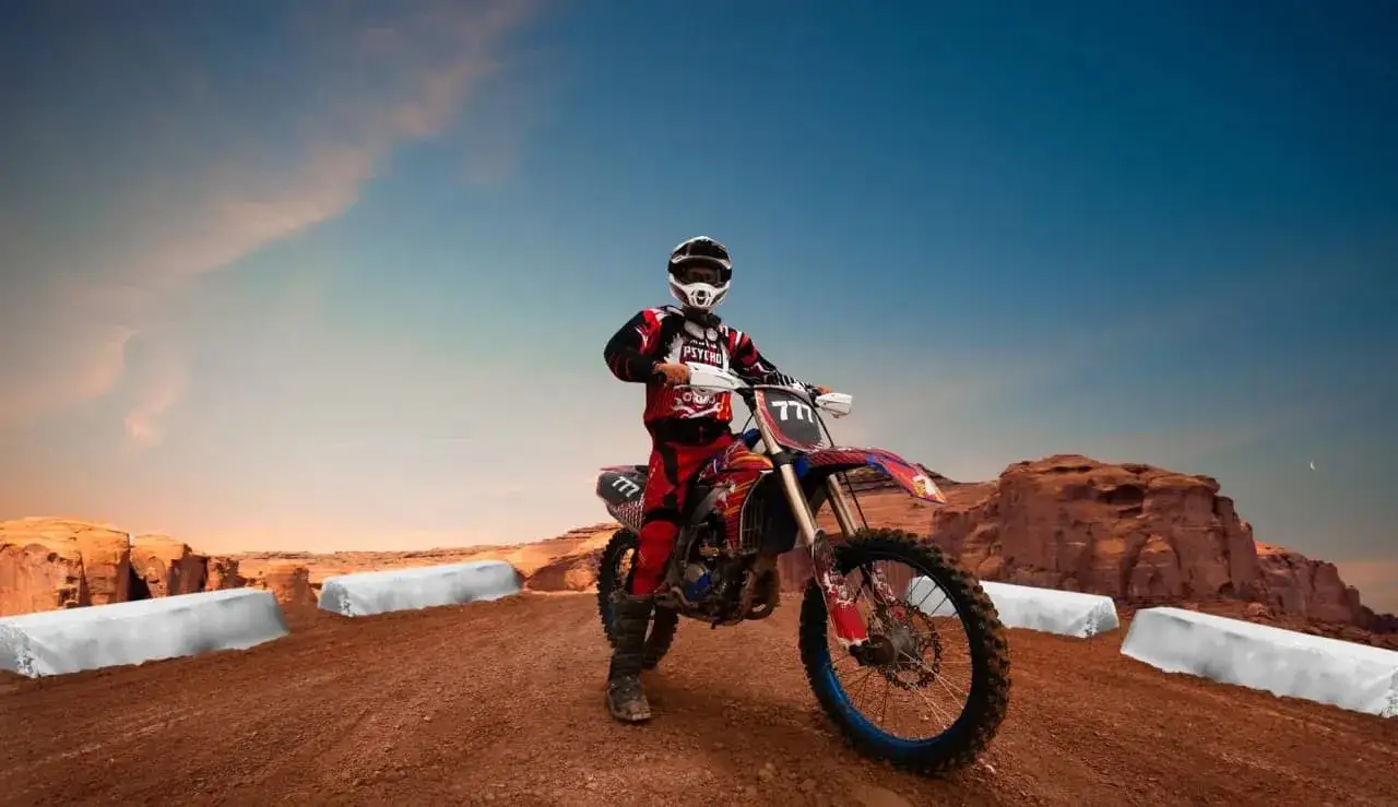 Zdjęcie Czy enduro można jeździć po ulicy? Sprawdź, co musisz wiedzieć