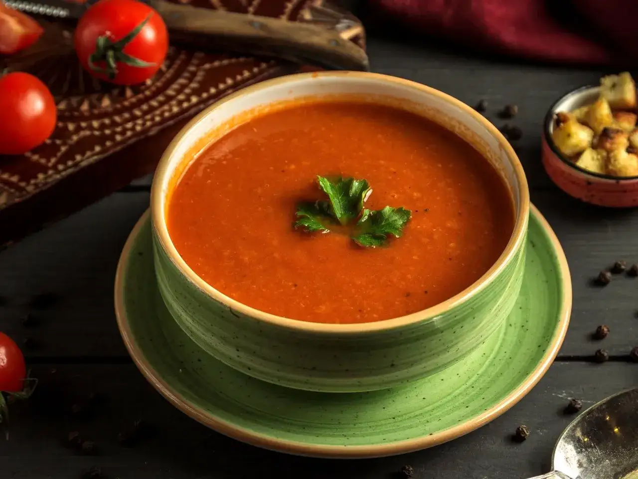 Zdjęcie Ile koncentratu do zupy pomidorowej, aby uniknąć mdłego smaku?