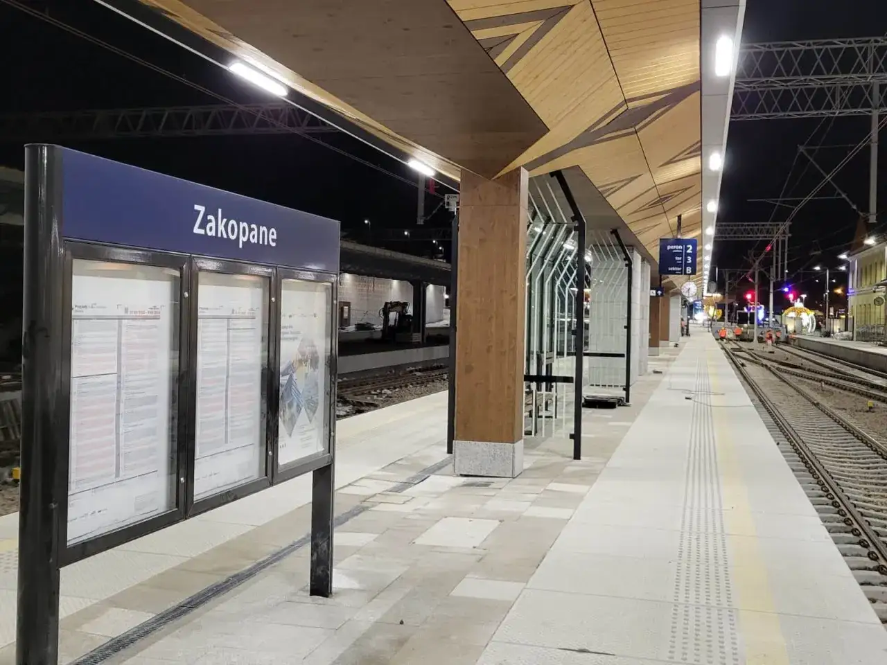 Tablica z napisem 