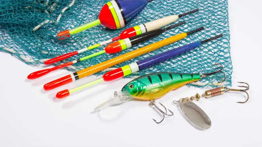 r&oacute;żne rodzaje spławik&oacute;w wędkarskich