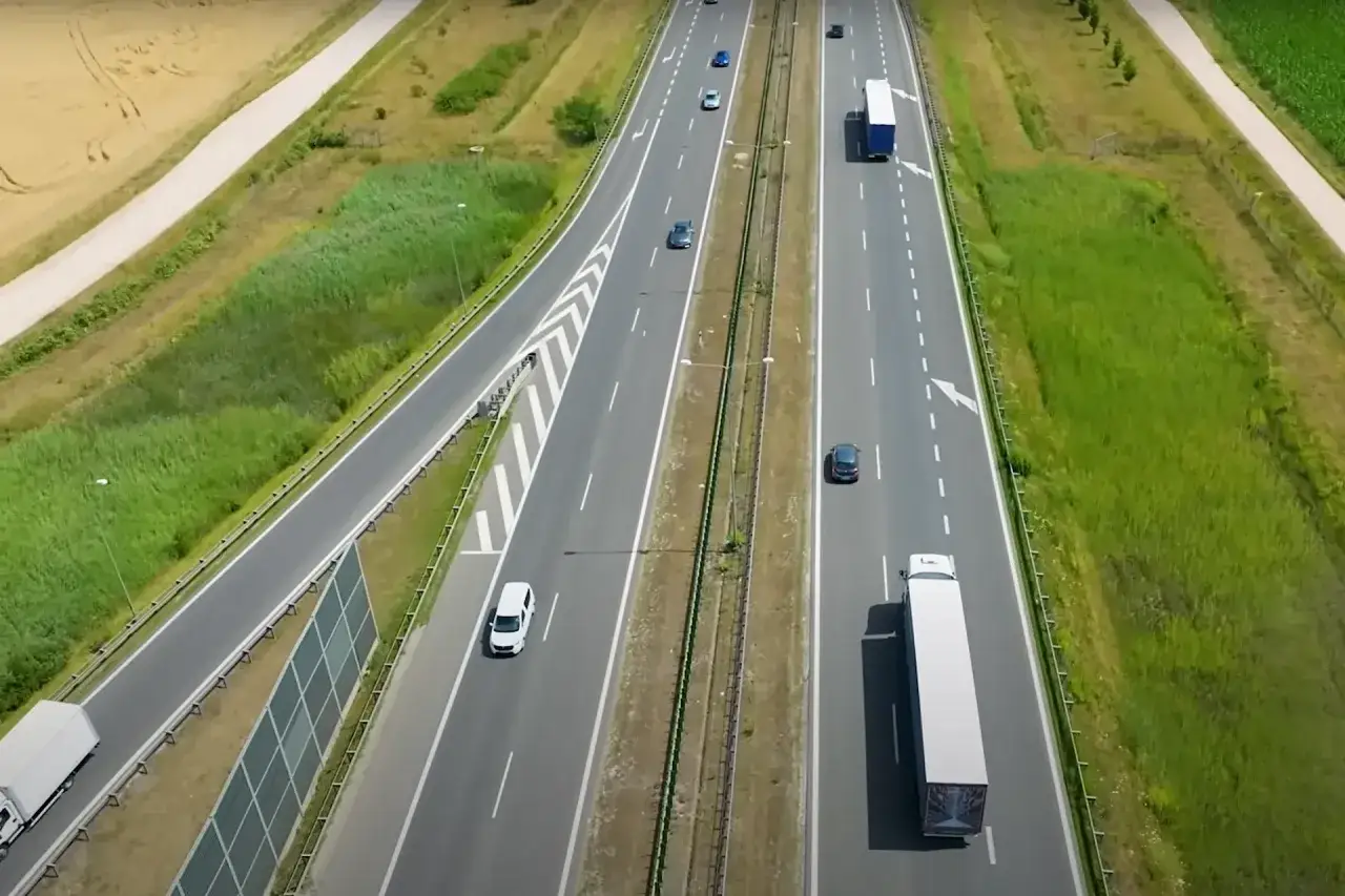 Bezpieczna jazda na drodze ekspresowej