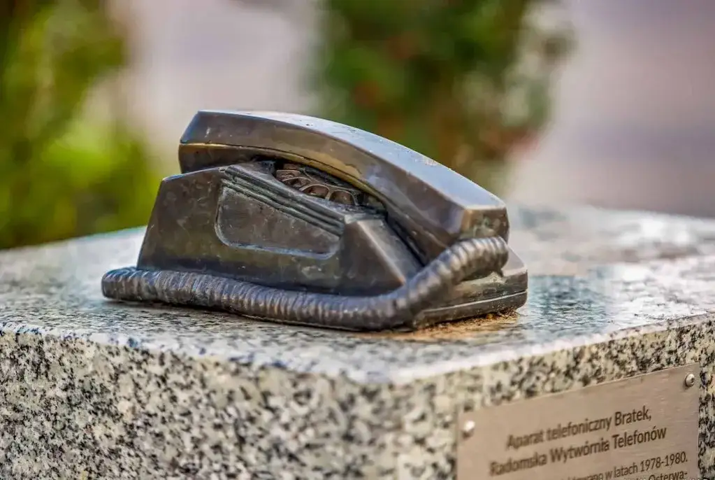 Radom Szlak Symboli Przemysłowych rzeźby