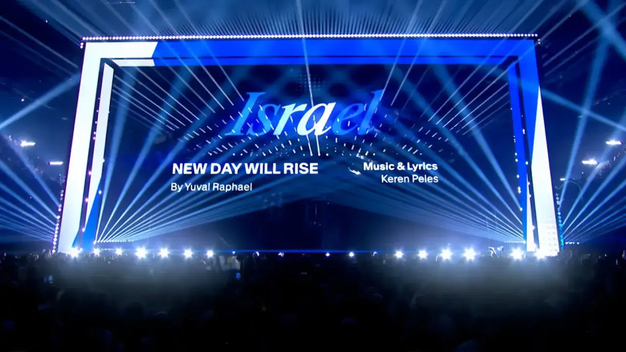 Scena Eurowizji z napisem 