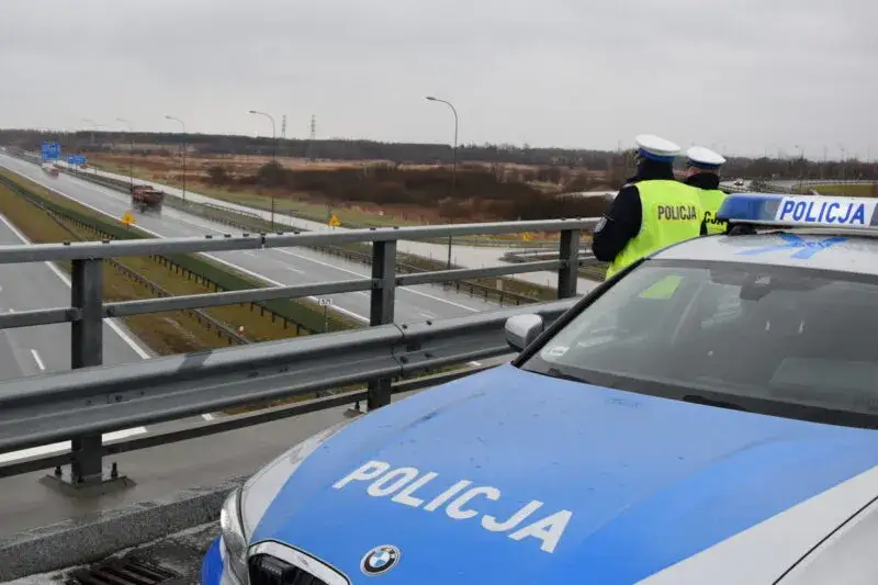 Zdjęcie Czy na autostradzie można stracić prawo jazdy za szybka jazdę?