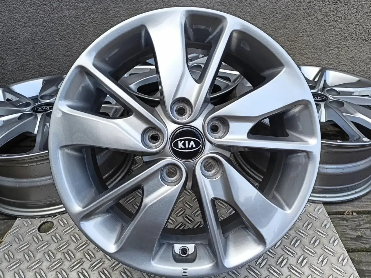 różne typy felg aluminiowych 16 cali