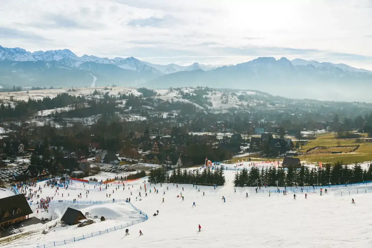 Zakopane zimą panorama Tatr
