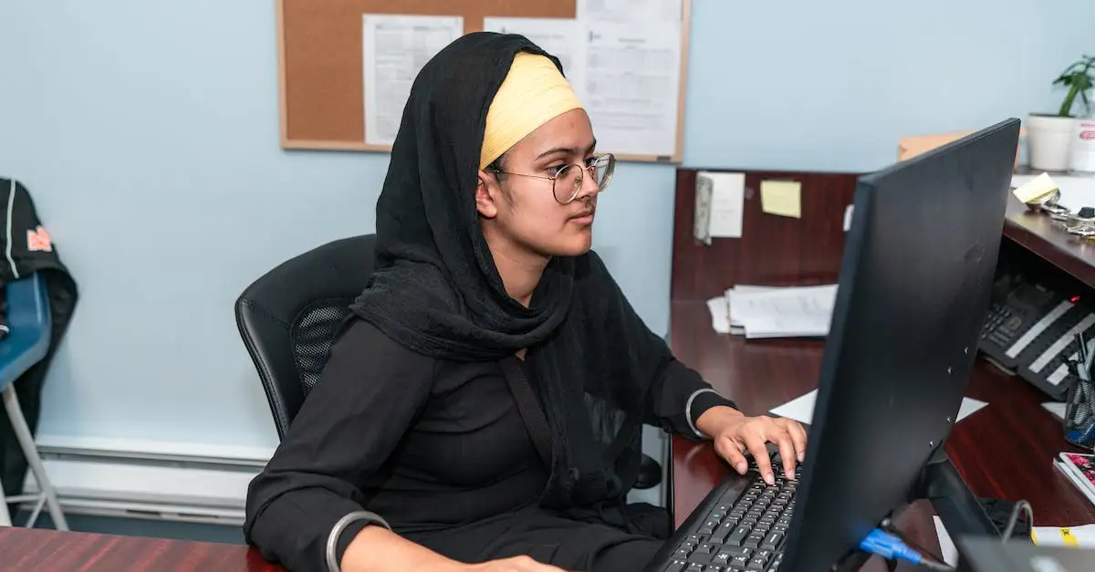 Wojsko praca informatyk – Jak zostać informatykiem wojskowym i budować cyfrowe bezpieczeństwo